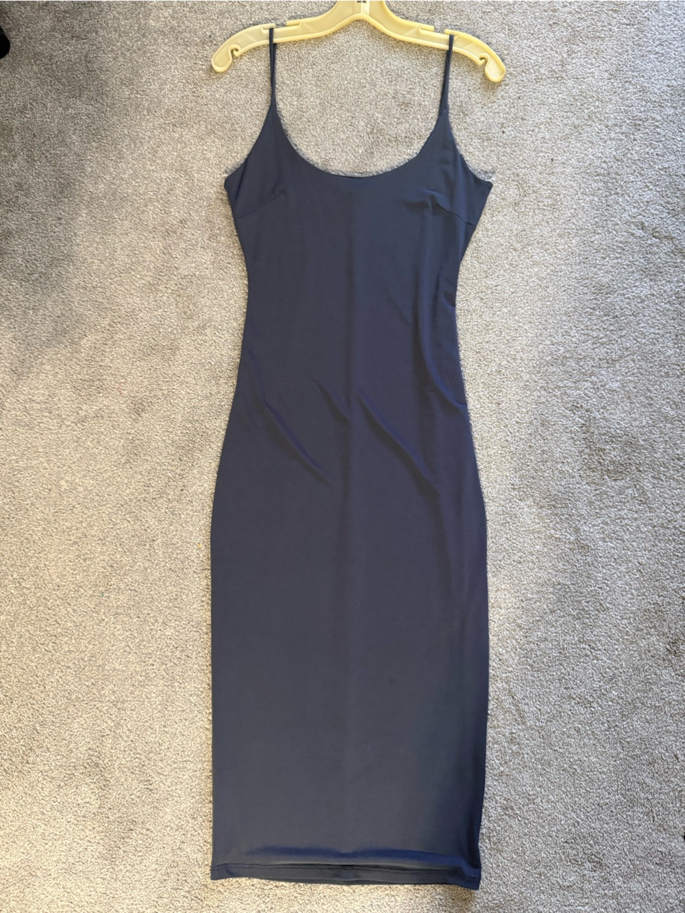 Windsor Navy Midi Bodycon Dress size medium